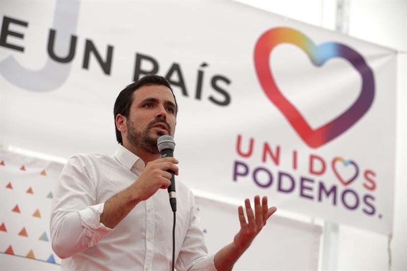 Garzón al PSOE: "El adversario es el PP del miedo y de la miseria corrupta" Garzón al PSOE: "El adversario es el PP del miedo y de la miseria corrupta"