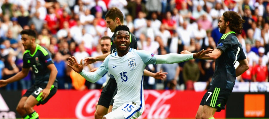 Daniel Sturridge celebra su gol ante Gales Daniel Sturridge celebra su gol ante Gales