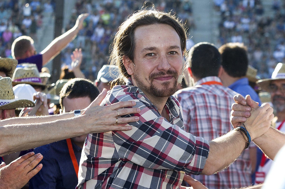 Tertulia: ¿Con qué intención elogió Iglesias a Zapatero? Tertulia: ¿Con qué intención elogió Iglesias a Zapatero?