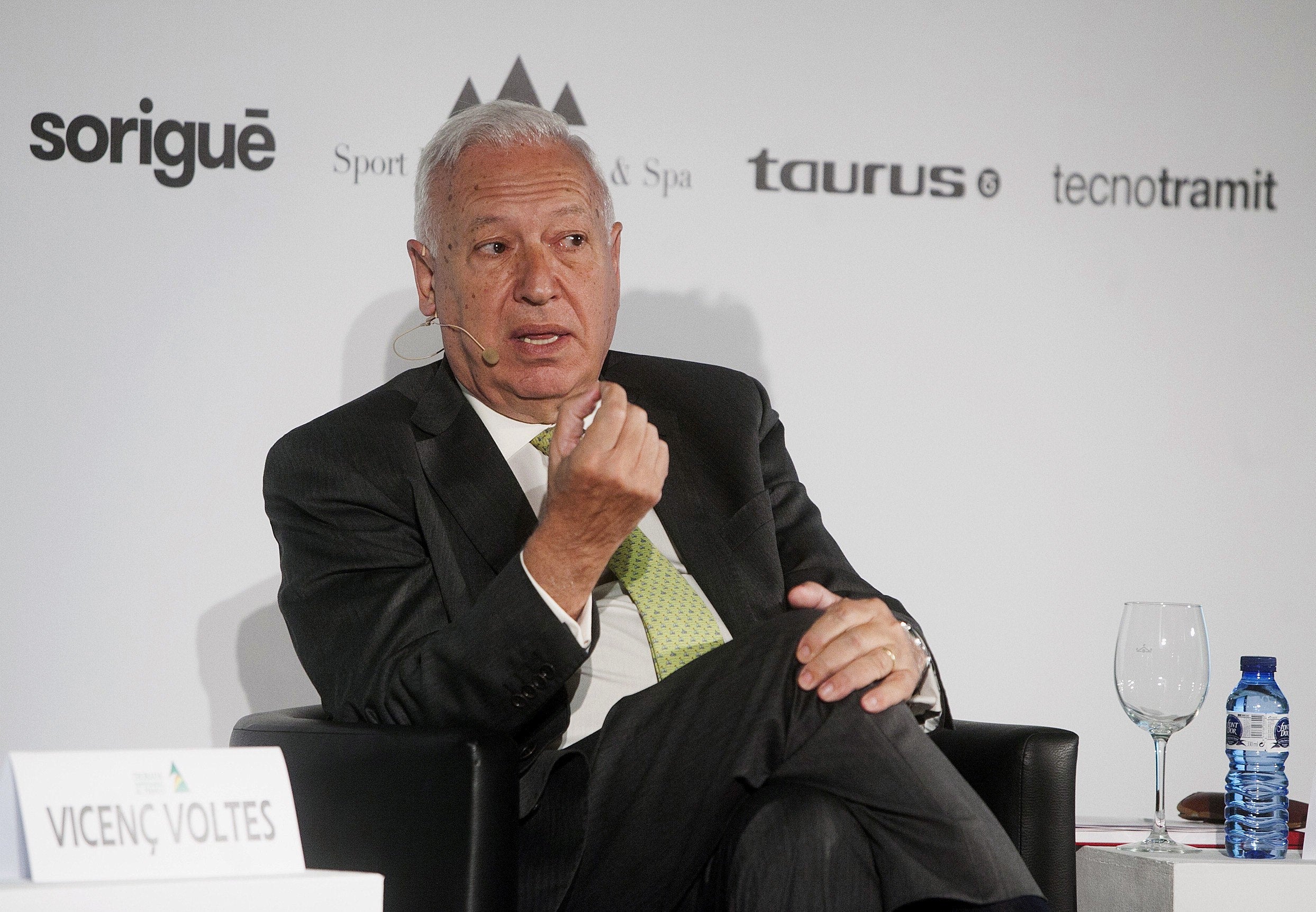 Margallo: "Pondré la bandera española en Gibraltar mucho antes de lo que cree Picardo" Margallo: "Pondré la bandera española en Gibraltar mucho antes de lo que cree Picardo"