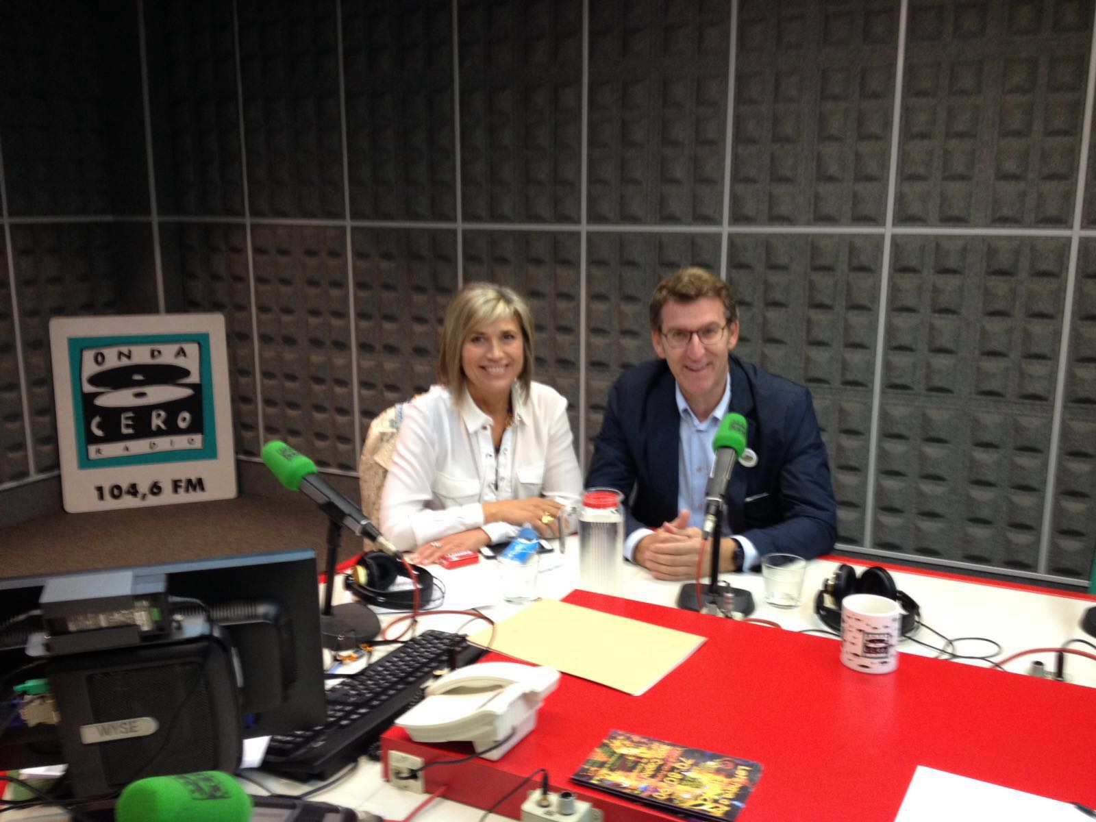 Alberto Núñez Feijóo: "Preferiría un Gobierno presidido por el PSOE a uno de Pablo Iglesias" Alberto Núñez Feijóo: "Preferiría un Gobierno presidido por el PSOE a uno de Pablo Iglesias"