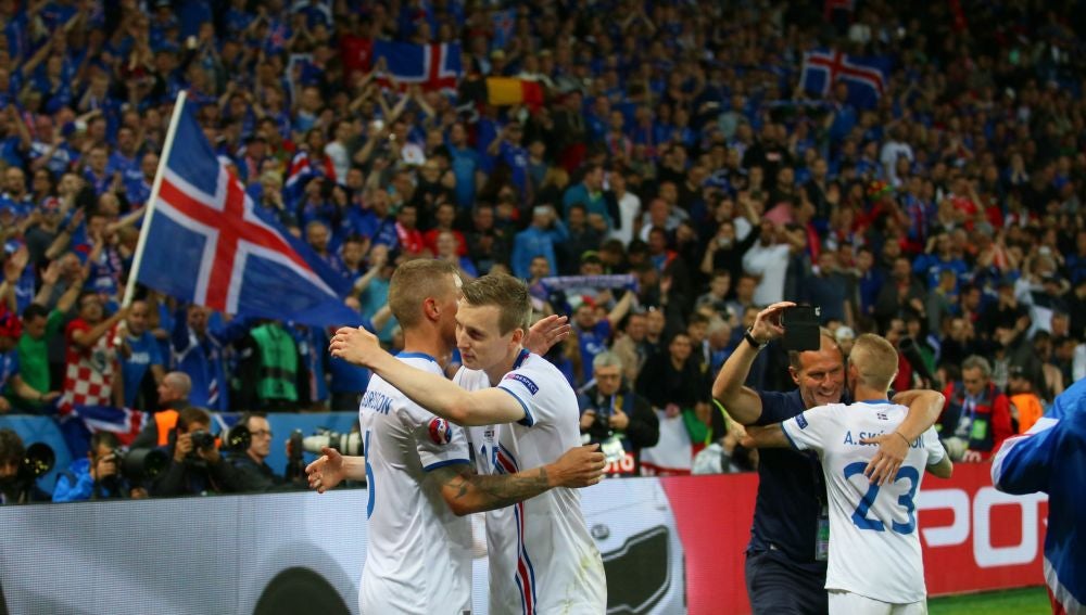 Islandia durante su partido contra Portugal