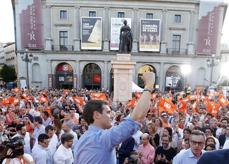 Rivera llama a votar a Ciudadanos porque es el voto del desbloqueo Rivera llama a votar a Ciudadanos porque es el voto del desbloqueo