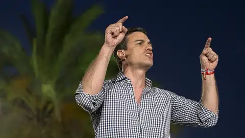 Pedro Sánchez en el cierre de campaña Pedro Sánchez en el cierre de campaña