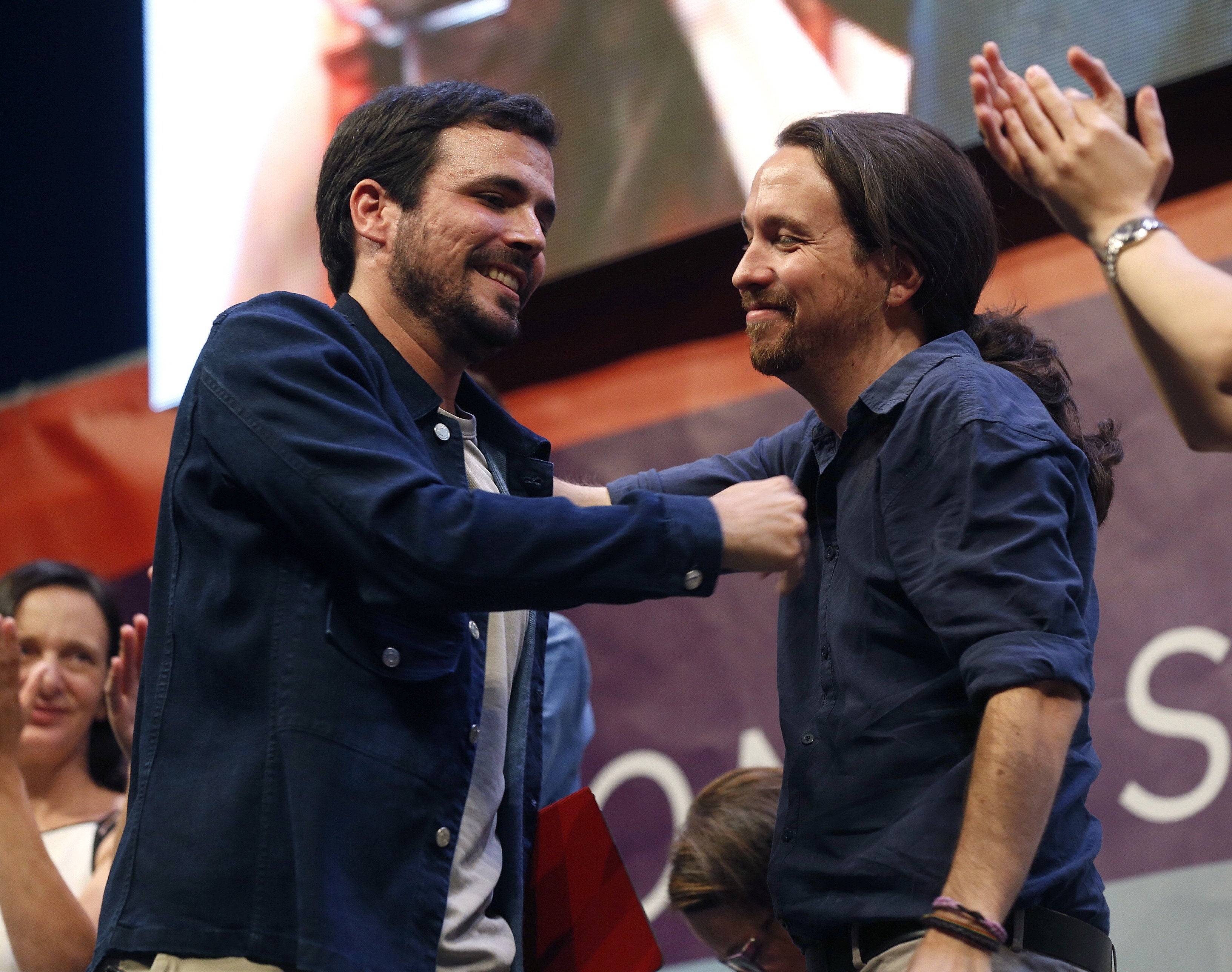 Las preguntas de Amón: "¿Terminará convirtiéndose Podemos en una filial de Izquierda Unida?" Las preguntas de Amón: "¿Terminará convirtiéndose Podemos en una filial de Izquierda Unida?"