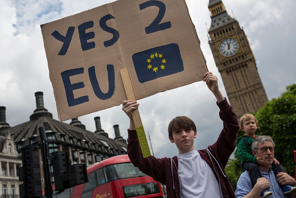 El Parlamento británico debatirá una propuesta para celebrar un segundo referéndum de la UE El Parlamento británico debatirá una propuesta para celebrar un segundo referéndum de la UE