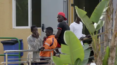 Inmigrantes subsaharianos en el CETI de Melilla Inmigrantes subsaharianos en el CETI de Melilla
