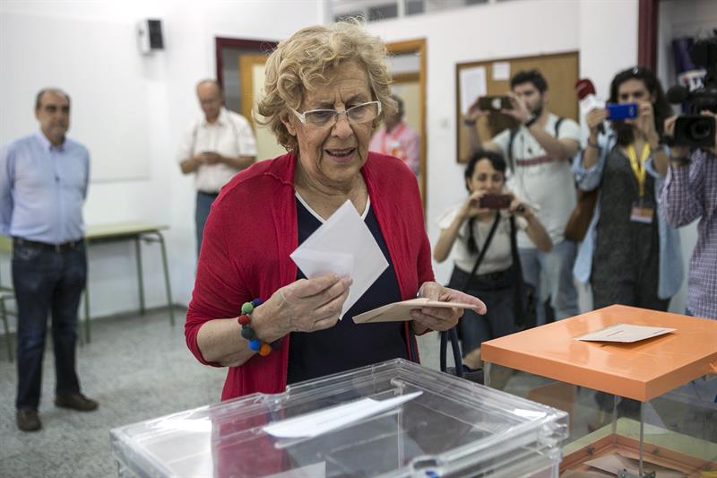 Carmena, al votar: "Lo importante es que haya gobierno pronto" Carmena, al votar: "Lo importante es que haya gobierno pronto"