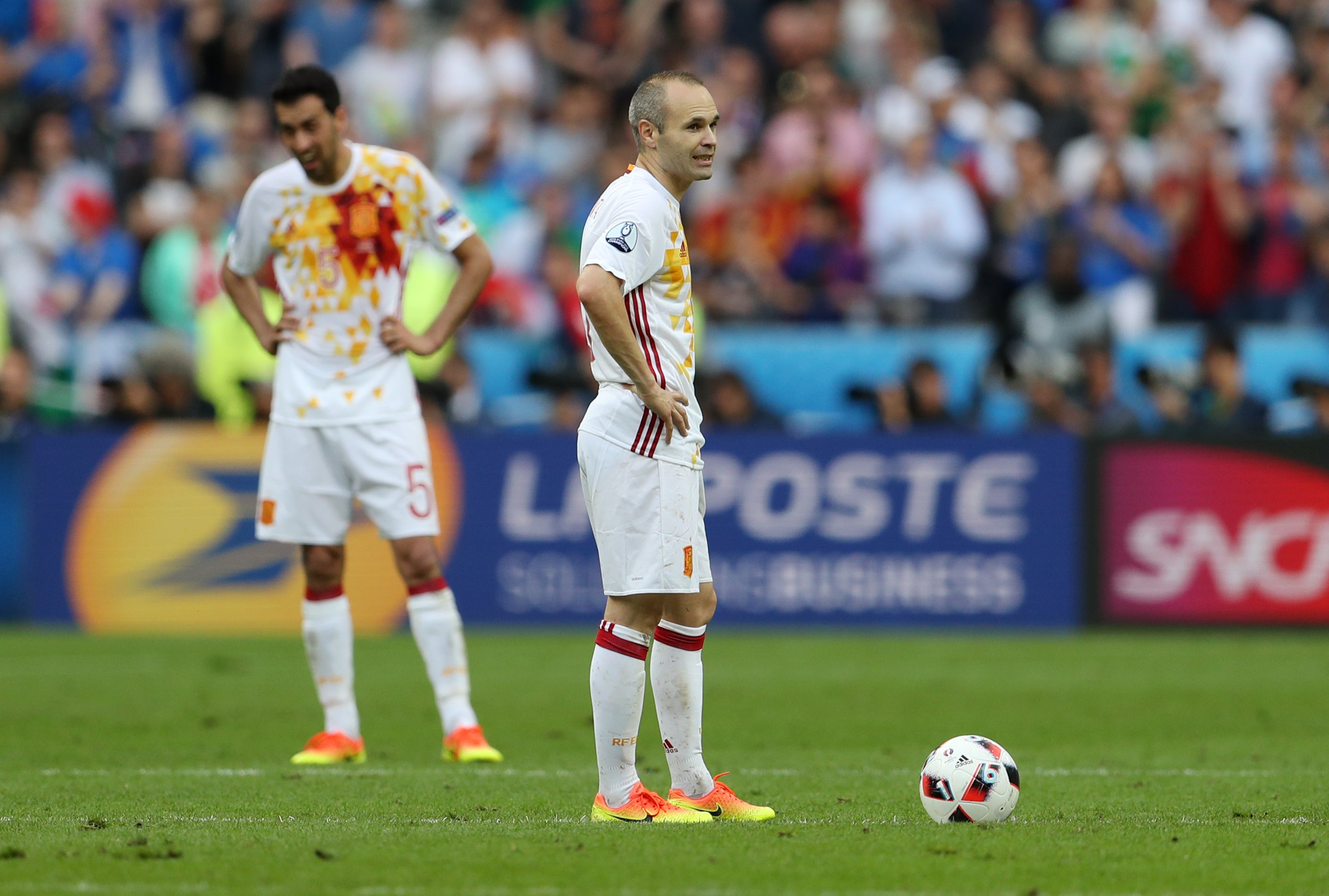 Iniesta: "Hemos jugado con muchas dudas y muy pendientes de Italia" Iniesta: "Hemos jugado con muchas dudas y muy pendientes de Italia"