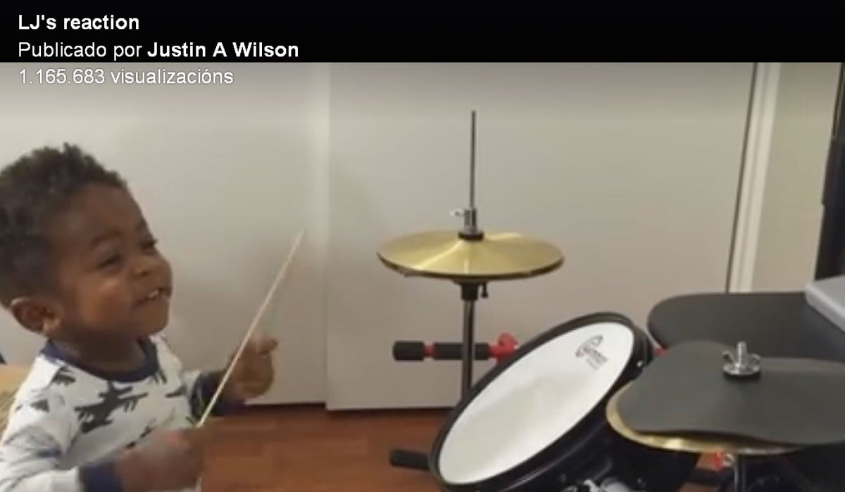 Internet: El talentoso bebé baterista Internet: El talentoso bebé baterista