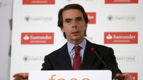  Jos&eacute; Mar&iacute;a Aznar, durante un acto de FAES