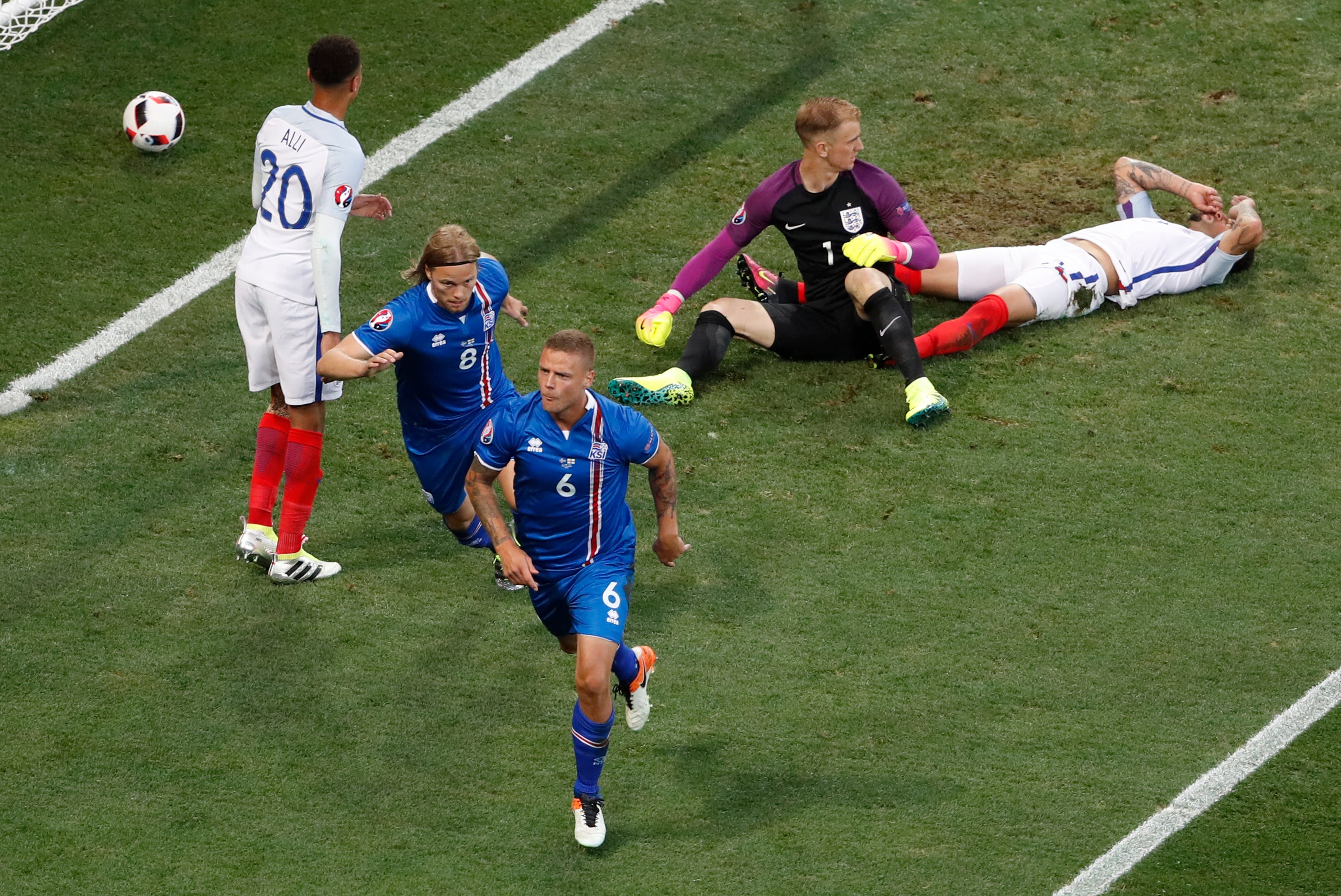 Islandia hace historia y elimina a Inglaterra en octavos de final Islandia hace historia y elimina a Inglaterra en octavos de final