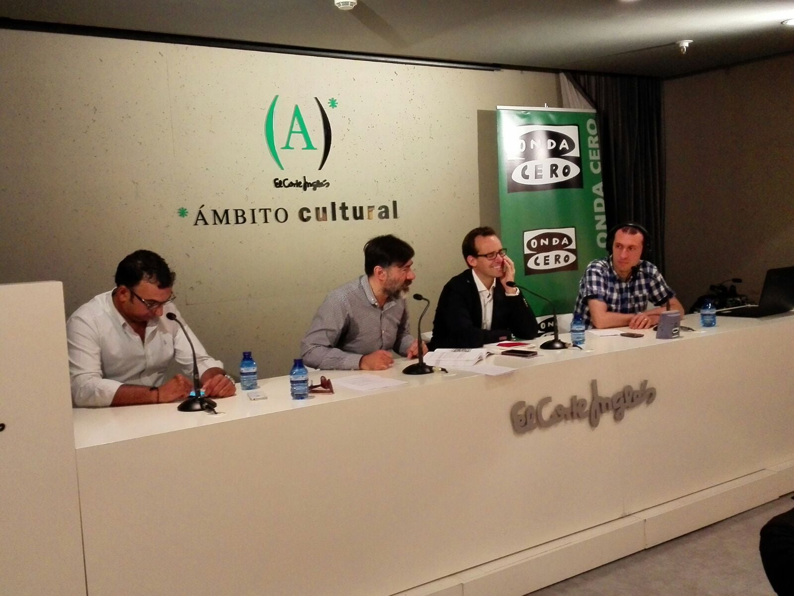 Aquí en la Onda Navarra. "Va por ustedes". 28/06/2016 Aquí en la Onda Navarra. "Va por ustedes". 28/06/2016