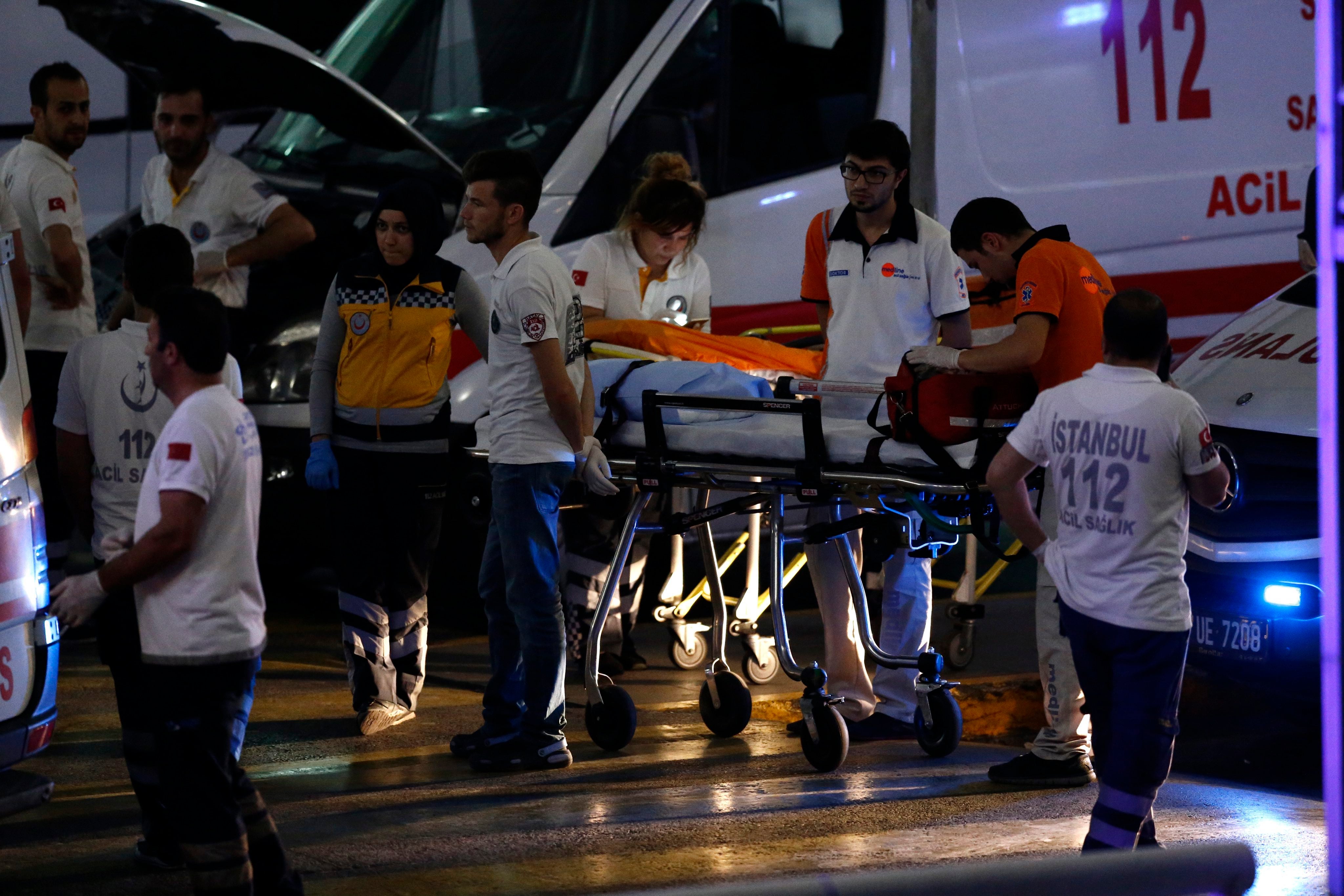 Turquía confirma 42 muertos en el ataque al aeropuerto de Estambul, 13 de ellos extranjeros Turquía confirma 42 muertos en el ataque al aeropuerto de Estambul, 13 de ellos extranjeros