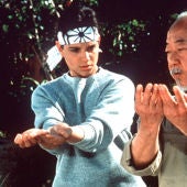 Daniel San y el Señor Miyagi en Karate Kid