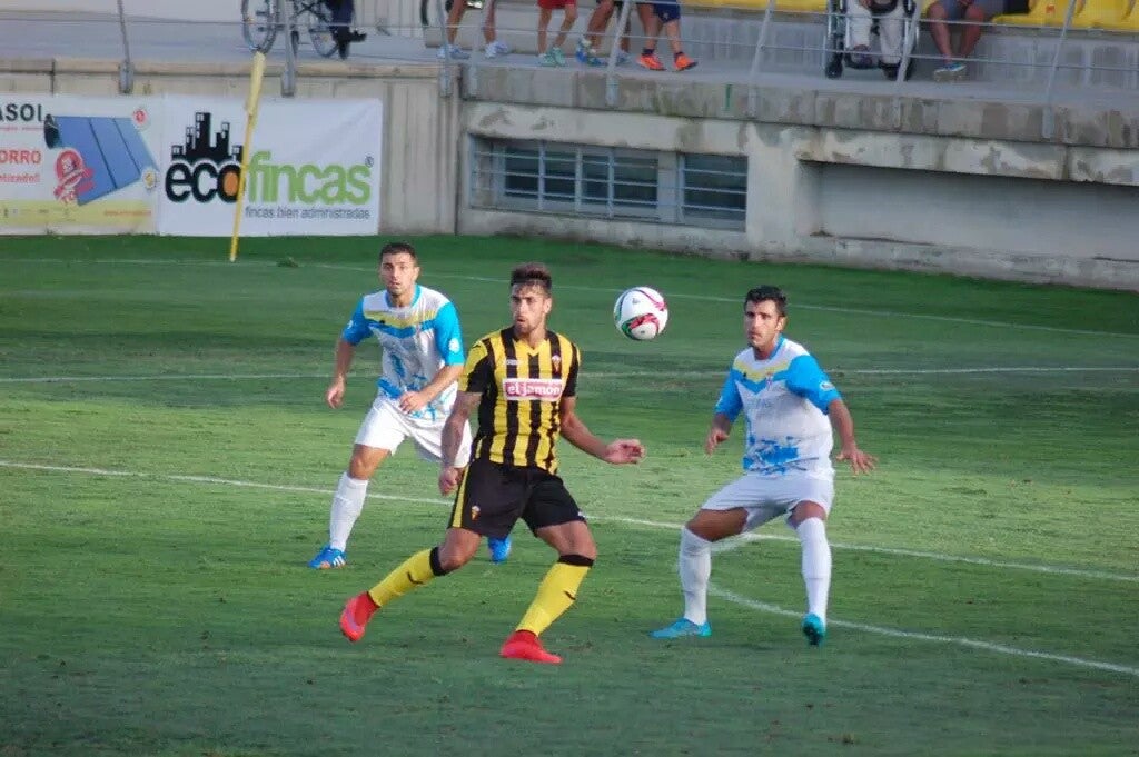 Chaco, delantero cerrado para el Marbella. Chaco, delantero cerrado para el Marbella.
