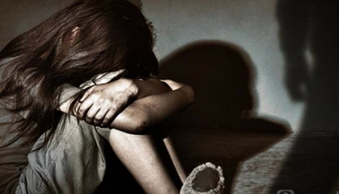 Condenado a cuatro años de prisión por violar a una menor tras ponerle somníferos en la bebida Condenado a cuatro años de prisión por violar a una menor tras ponerle somníferos en la bebida