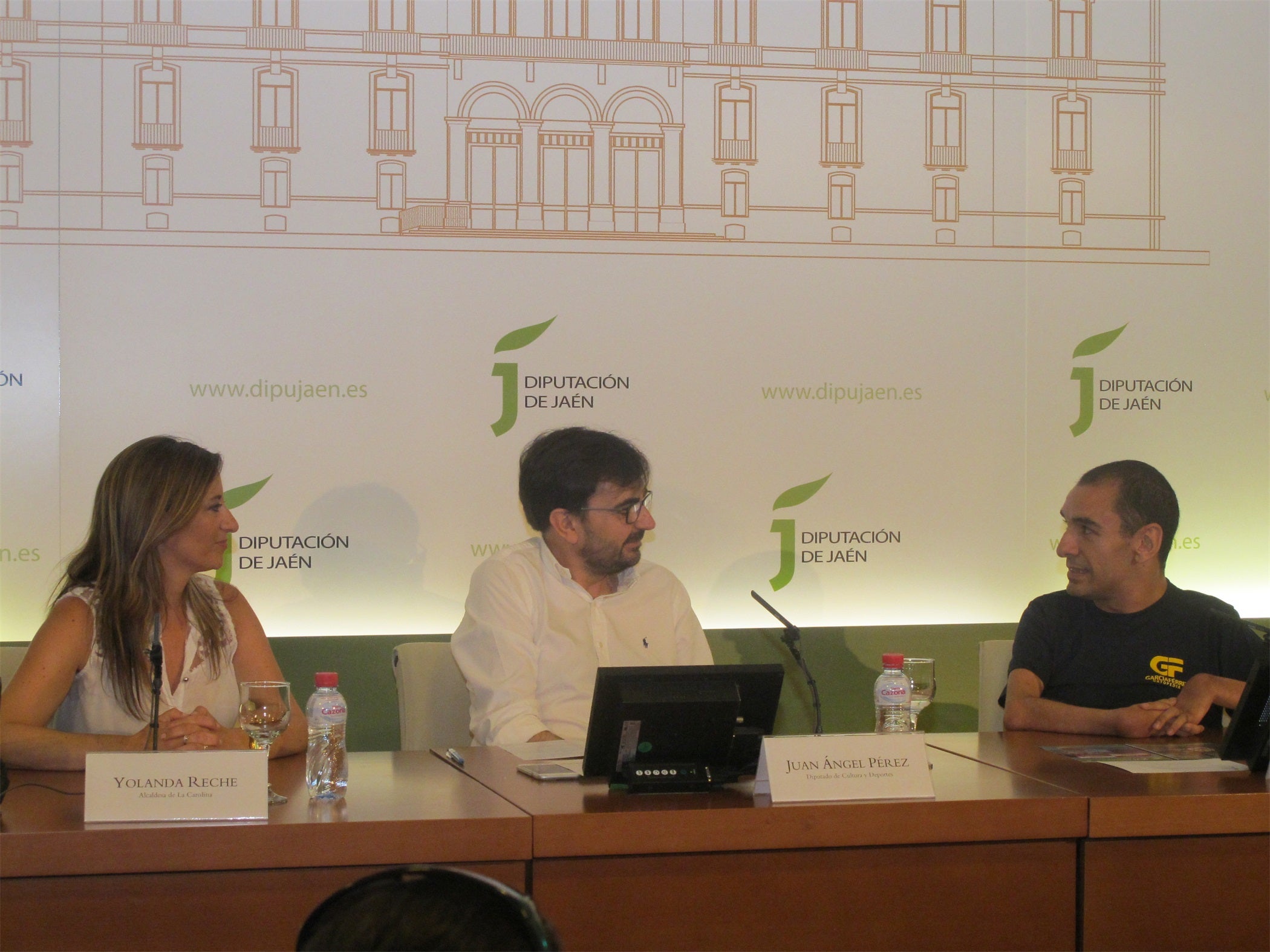 Jaén en la Onda con Nicolás Hidalgo 29/06/2016 Diputado de Cultura y Deportes Jaén en la Onda con Nicolás Hidalgo 29/06/2016 Diputado de Cultura y Deportes