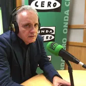 Javier Menéndez Gayo en los micrófonos de Onda Cero León Javier Menéndez Gayo en los micrófonos de Onda Cero León