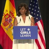Frame 13.763802 de: Michelle Obama presenta en España su proyecto por la educación infantil junto a la Reina Letizia