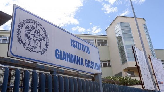 Ingresada en la UCI una niña de dos años que seguía la misma dieta vegana que sus padres Ingresada en la UCI una niña de dos años que seguía la misma dieta vegana que sus padres