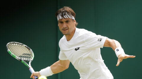 David Ferrer en un partido en Wimbledon