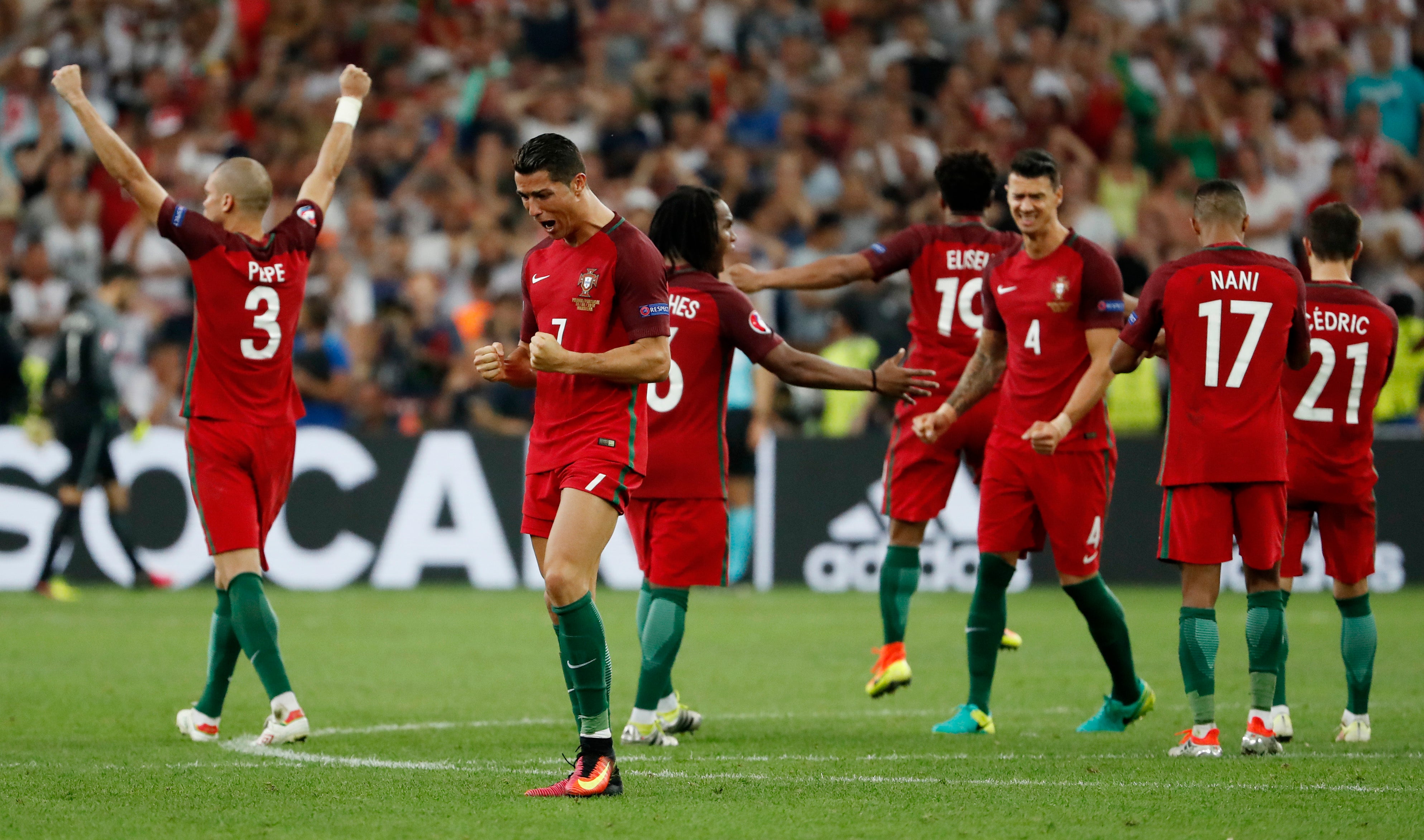 Portugal vence a Polonia en los penaltis y se mete en semifinales Portugal vence a Polonia en los penaltis y se mete en semifinales
