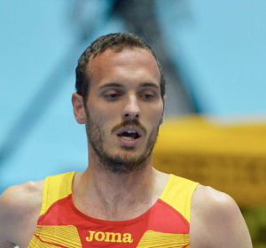 Toni Abadía durante una carrera Toni Abadía durante una carrera