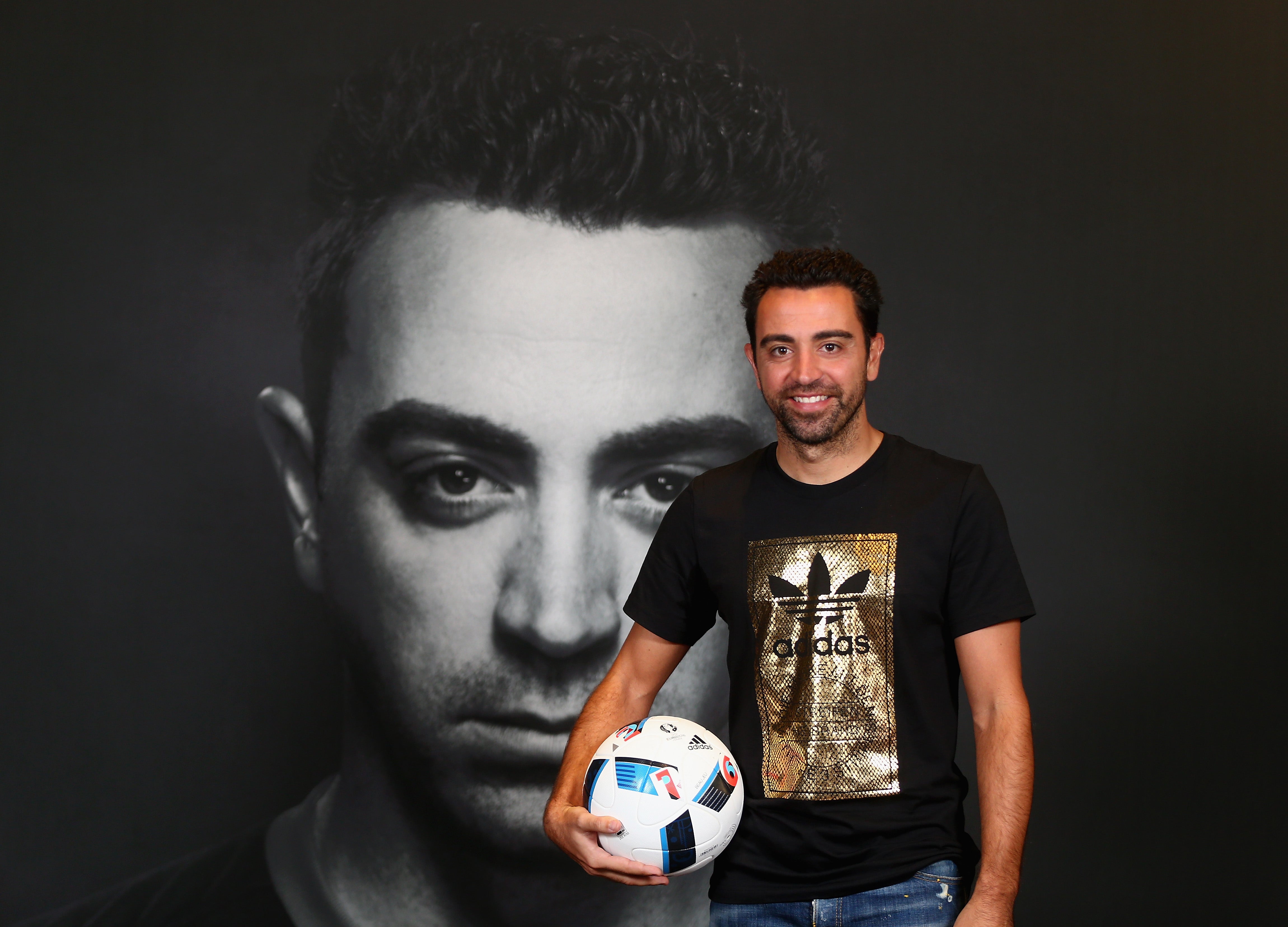 Xavi Hernández: "Guardiola puede cambiar el fútbol inglés" Xavi Hernández: "Guardiola puede cambiar el fútbol inglés"