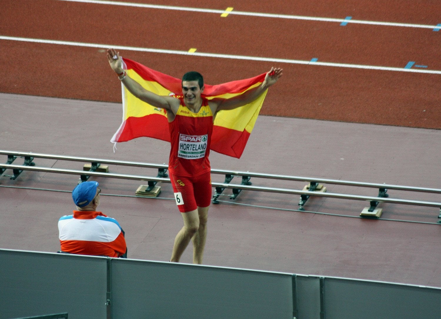 Hortelano: "¿Que he ganado el oro? No, no. He sido plata" Hortelano: "¿Que he ganado el oro? No, no. He sido plata"