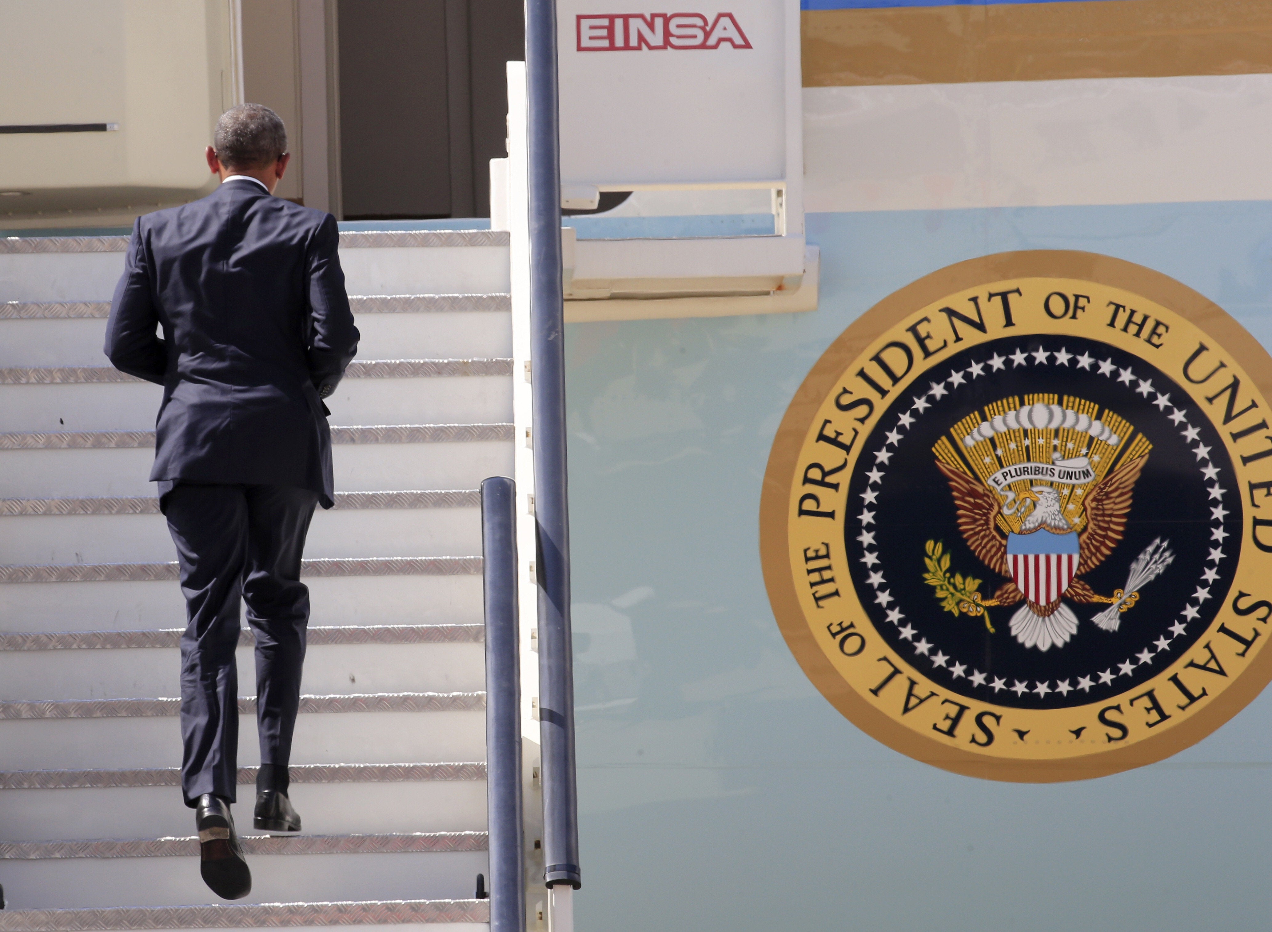 Obama finaliza su primera visita oficial a España Obama finaliza su primera visita oficial a España
