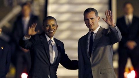 El rey Felipe VI y Barack Obama resaltan la "estrecha relaci&oacute;n" entre Espa&ntilde;a y Estados Unidos