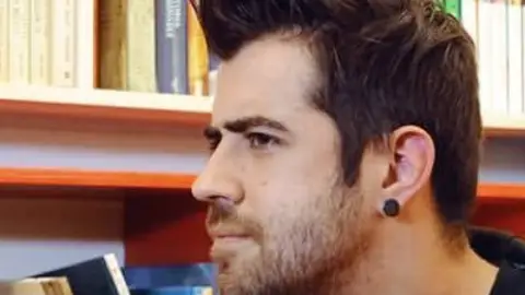 Auron Play Auron Play