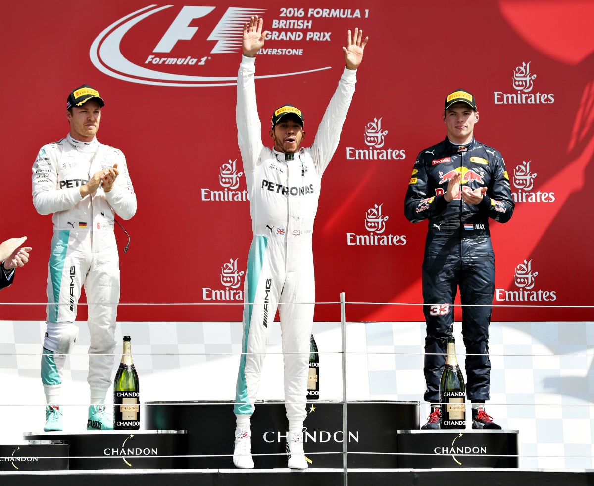 Hamilton gana en Silverstone por delante de Rosberg y Verstappen Hamilton gana en Silverstone por delante de Rosberg y Verstappen