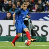 Lucas Digne, durante un partido con Francia