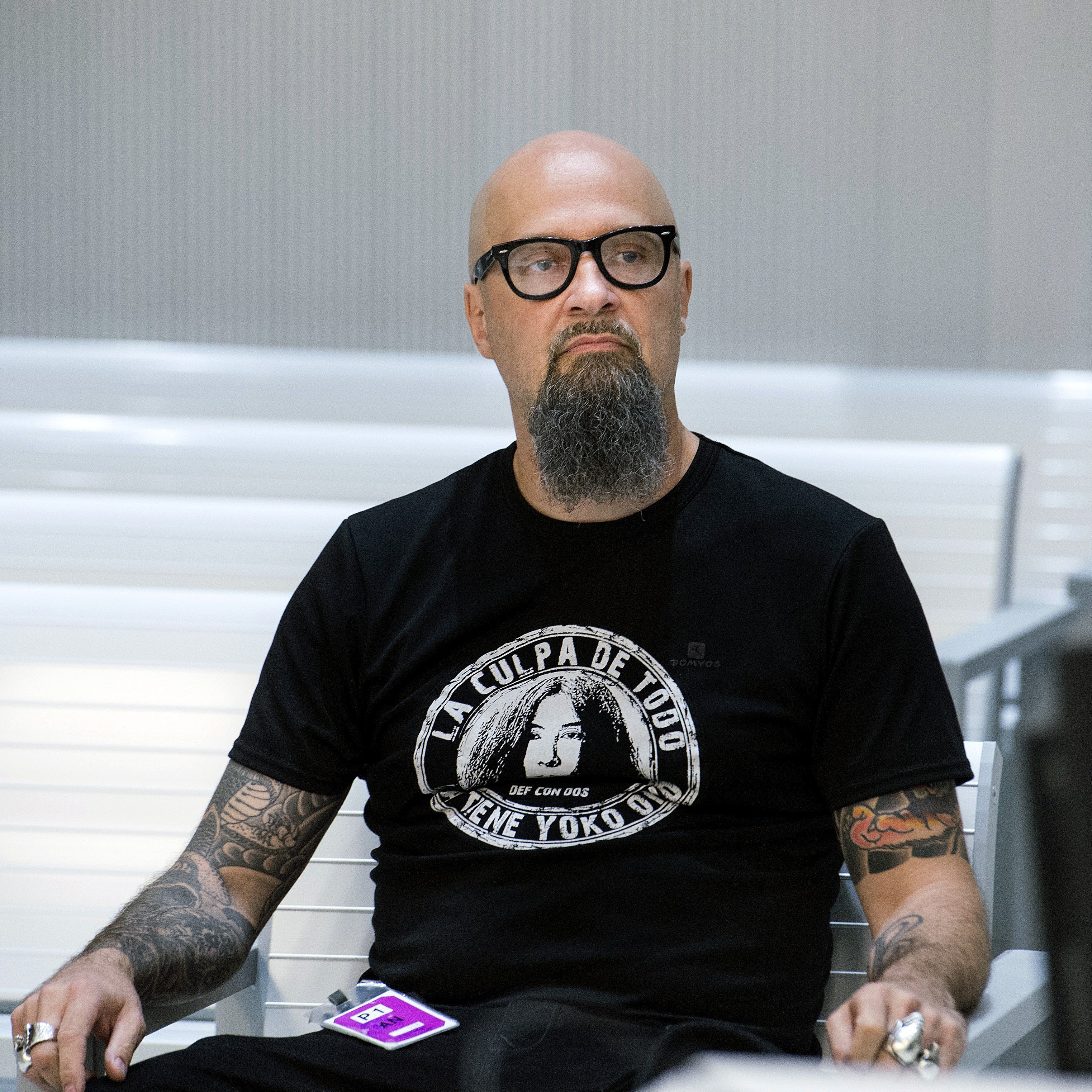 El Supremo condena a un año de prisión a César Strawberry, cantante de Def con dos, por humillar a las víctimas del terrorismo El Supremo condena a un año de prisión a César Strawberry, cantante de Def con dos, por humillar a las víctimas del terrorismo
