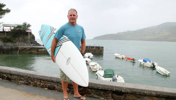 Craig Sage: "Coger la ola izquierda en Mundaka produce una sensación de adrenalina indescriptible" Craig Sage: "Coger la ola izquierda en Mundaka produce una sensación de adrenalina indescriptible"