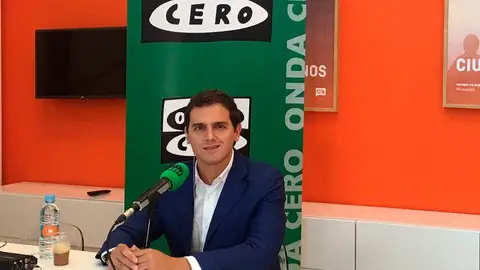 Albert Rivera durante su entrevista con Carlos Alsina Albert Rivera durante su entrevista con Carlos Alsina