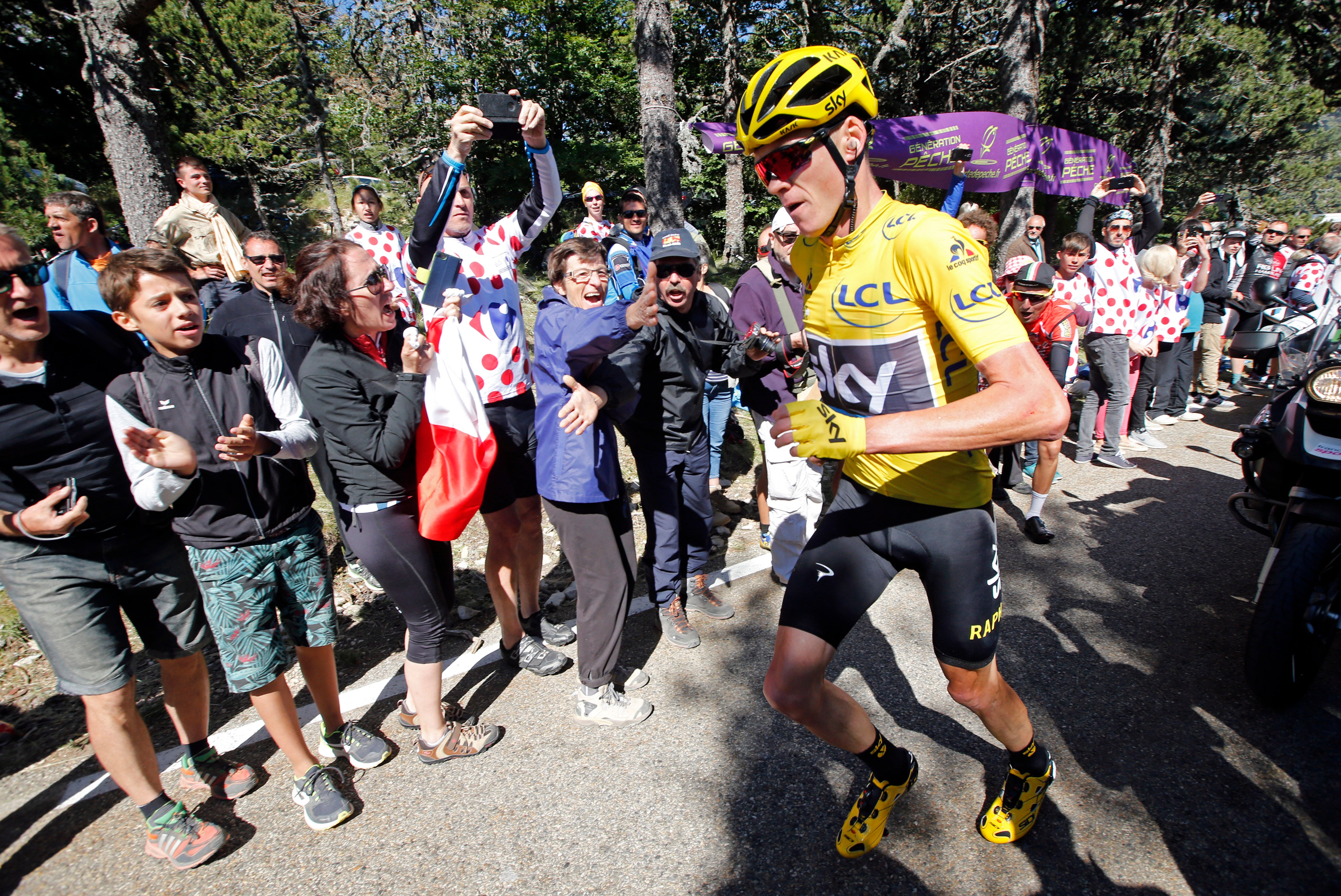 Javier Ares: "Ha sido una etapa dantesca e irrisoria con la imagen de Froome" Javier Ares: "Ha sido una etapa dantesca e irrisoria con la imagen de Froome"