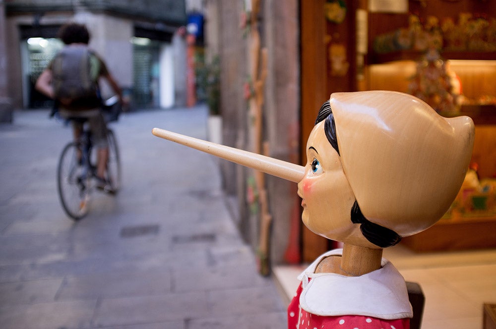 Vol. 43 La Mentira Vol. 43 La Mentira