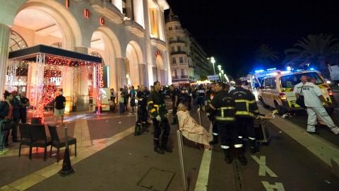 Una de las im&aacute;genes que ha dejado el atentado terrorista en Niza