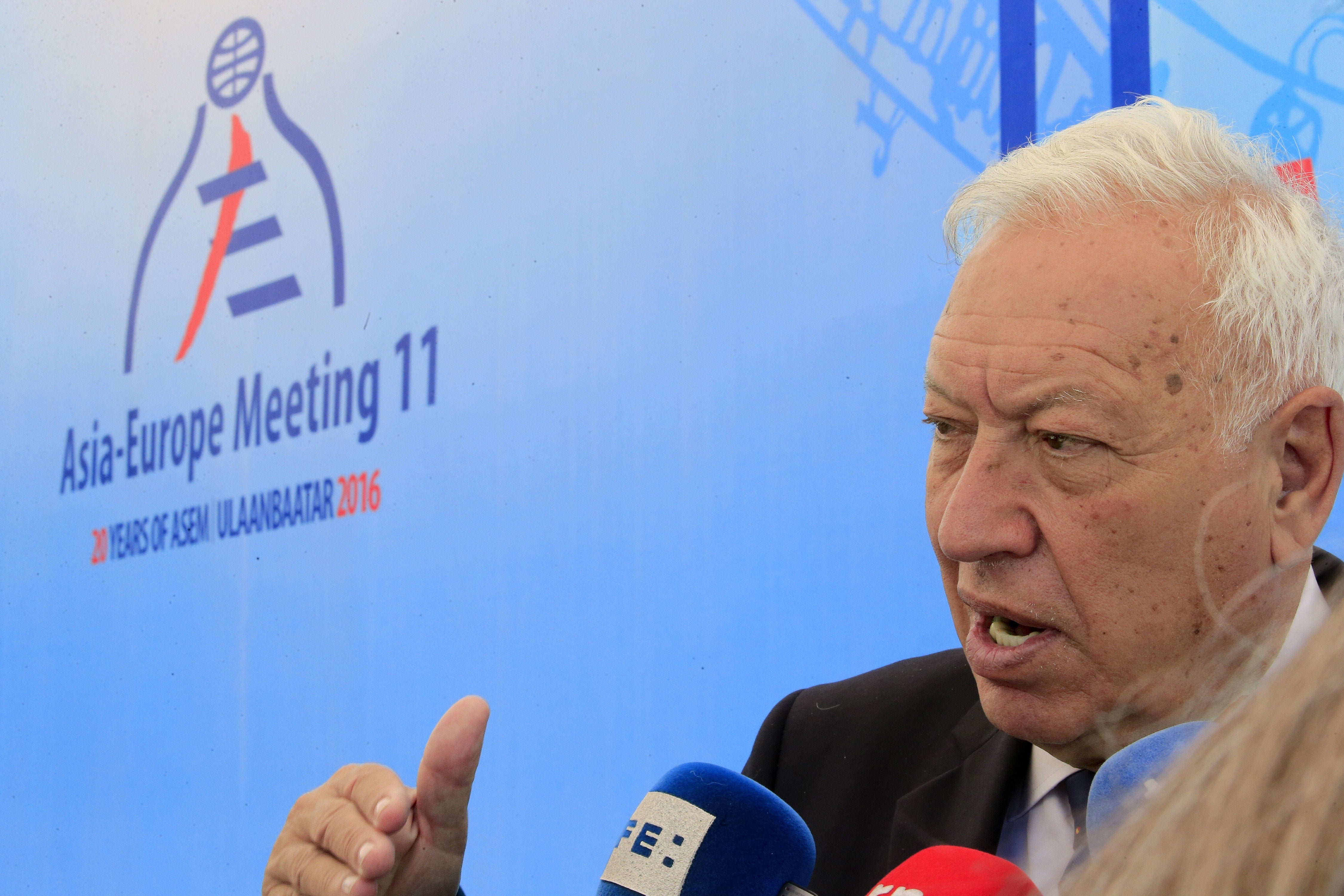 Margallo asegura que la colonia española en Turquía "está bien" tras el intento de golpe de Estado Margallo asegura que la colonia española en Turquía "está bien" tras el intento de golpe de Estado