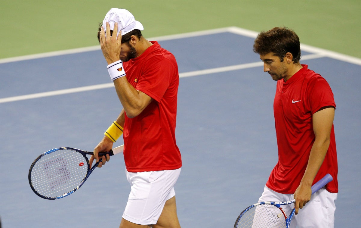 Feliciano y Marc López caen en dobles ante Rumanía en Copa Davis Feliciano y Marc López caen en dobles ante Rumanía en Copa Davis