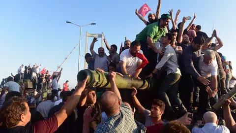 Intento de golpe de Estado en Turquía Intento de golpe de Estado en Turquía
