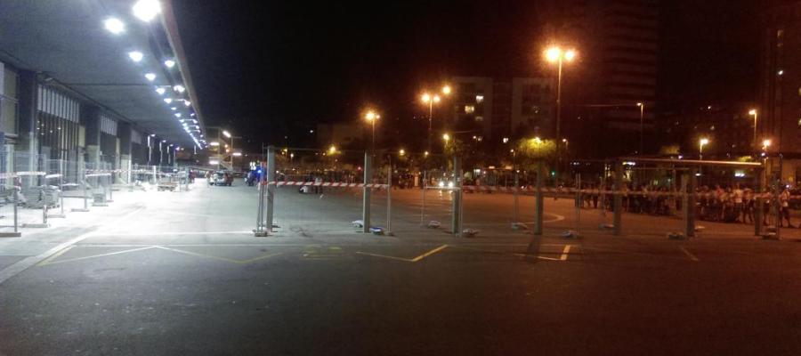 Imagen de la estación de Sants tras ser desalojada Imagen de la estación de Sants tras ser desalojada