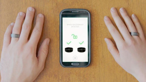  Commitment Rings, los anillos inteligentes para parejas fan&aacute;ticas de las series