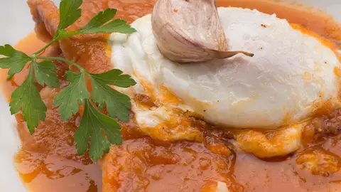 Magras con tomate y huevo frito - Karlos Arguiñano Magras con tomate y huevo frito - Karlos Arguiñano