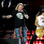 Guns N' Roses durante uno de sus conciertos Guns N' Roses durante uno de sus conciertos