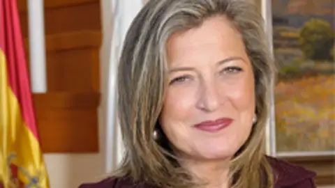 Teresa Pedrosa, delegada de Estado del Consorcio de Zona Franca de Vigo Teresa Pedrosa responde a las preguntas de Victor Blanco en el desayuno informativo de Onda Cero