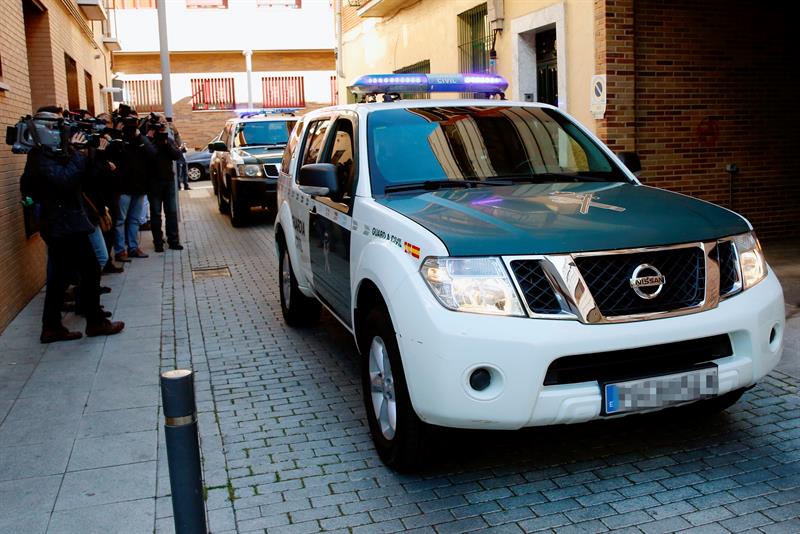 Detenido un vecino de Aznalcóllar por apuñalar a su madre de 80 años Detenido un vecino de Aznalcóllar por apuñalar a su madre de 80 años